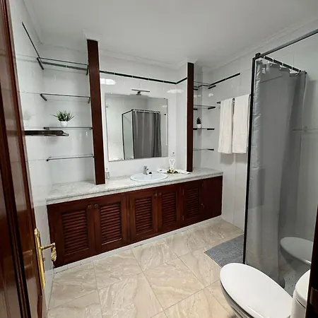 Apartamento De 2 Habitaciones En Arrecife Exterior photo