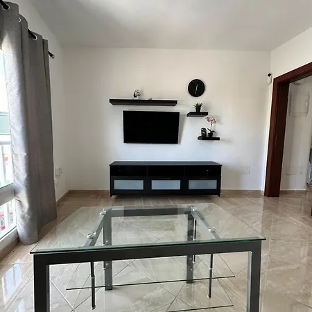 Apartamento De 2 Habitaciones En Arrecife Exterior photo