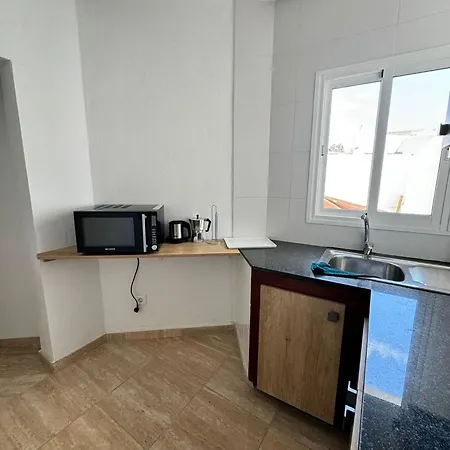 Apartamento De 2 Habitaciones En Arrecife Exterior photo