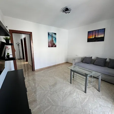 Apartamento De 2 Habitaciones En Arrecife Exterior photo