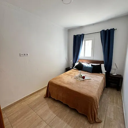 Apartamento De 2 Habitaciones En Arrecife Exterior photo